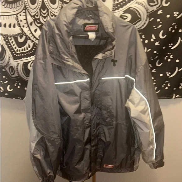 Coleman Gray Reflective Jacket - Picture 5 of 16